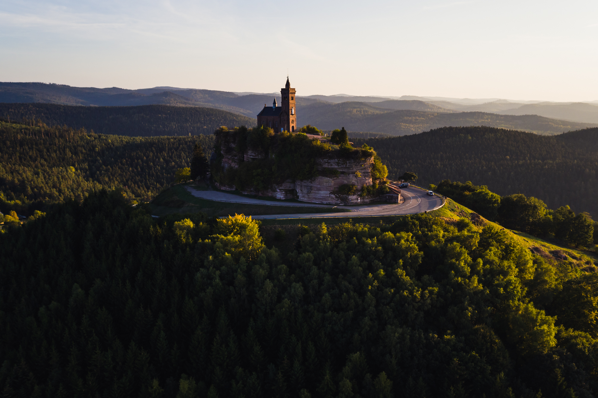 CHAPELLE SAINT LEON - ROCHER DE DABO