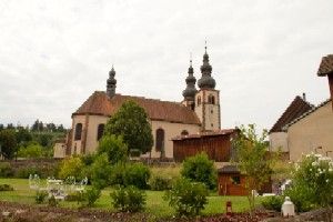 EGLISE PRIORALE - LES SEPT ROSES A SAINT QUIRIN