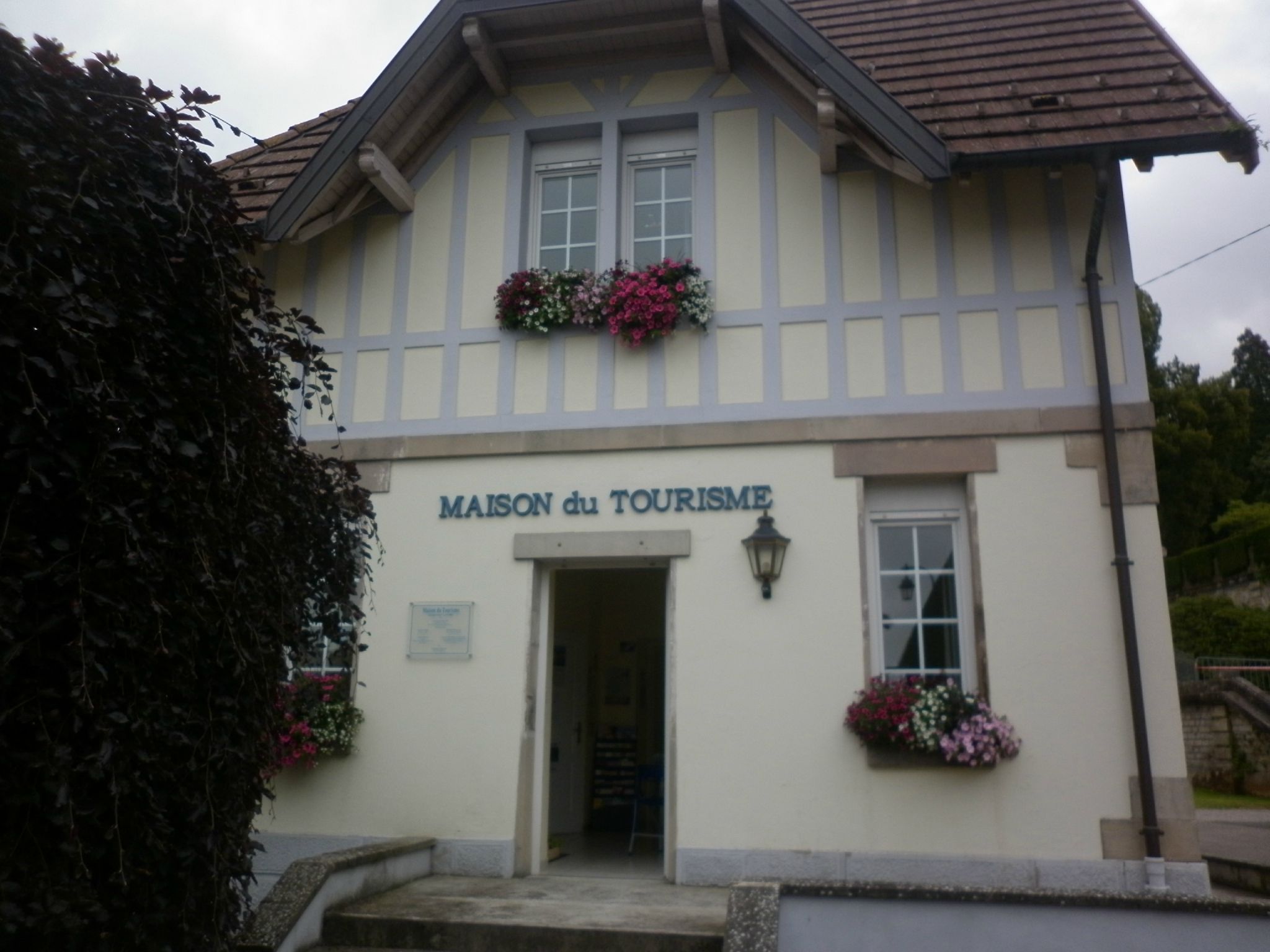 http://www.sitlor.fr/photos/956/956000409_4.jpg