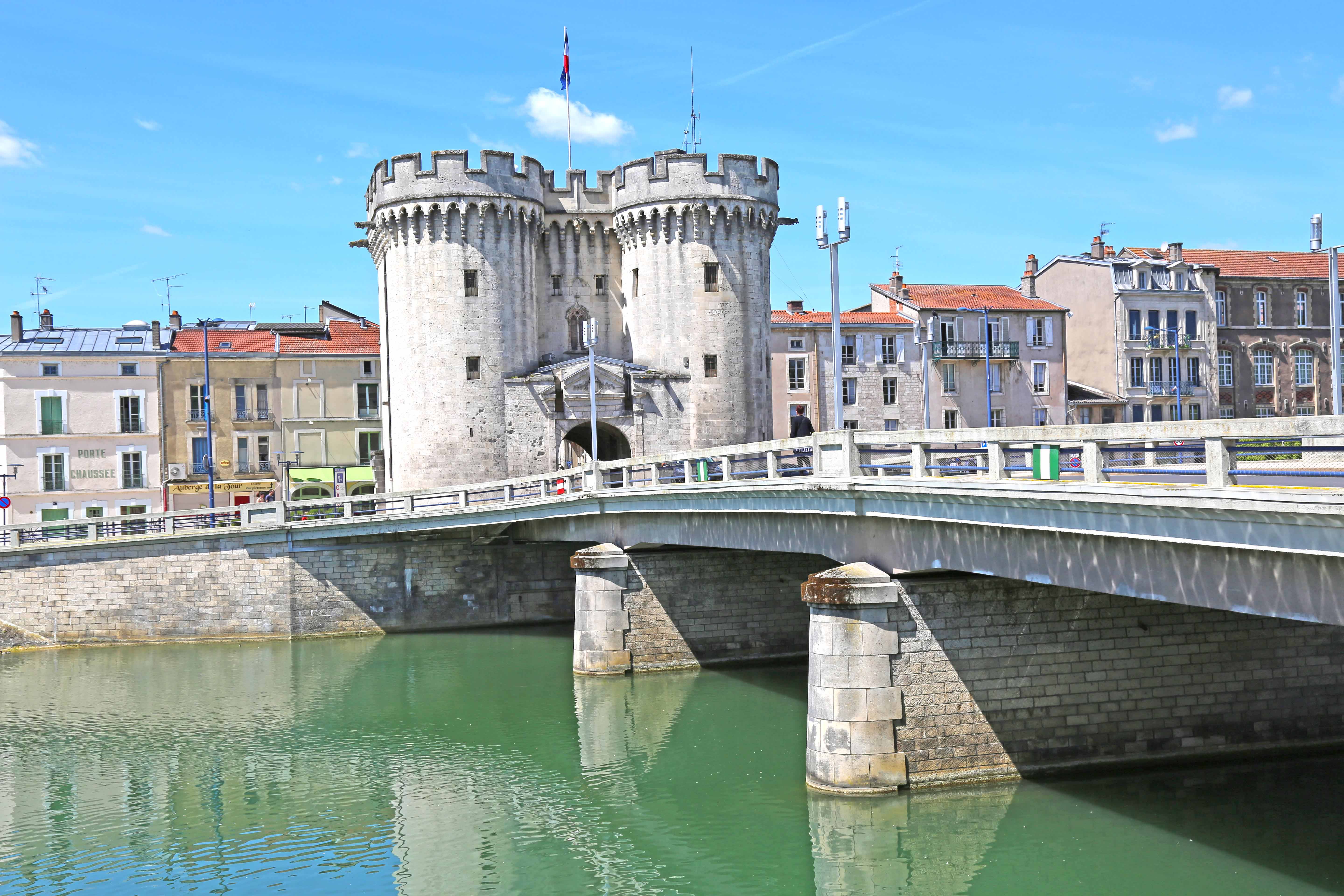 PORTE CHAUSSEE (AUCH CHAUSSEE - TURM GENANNT)